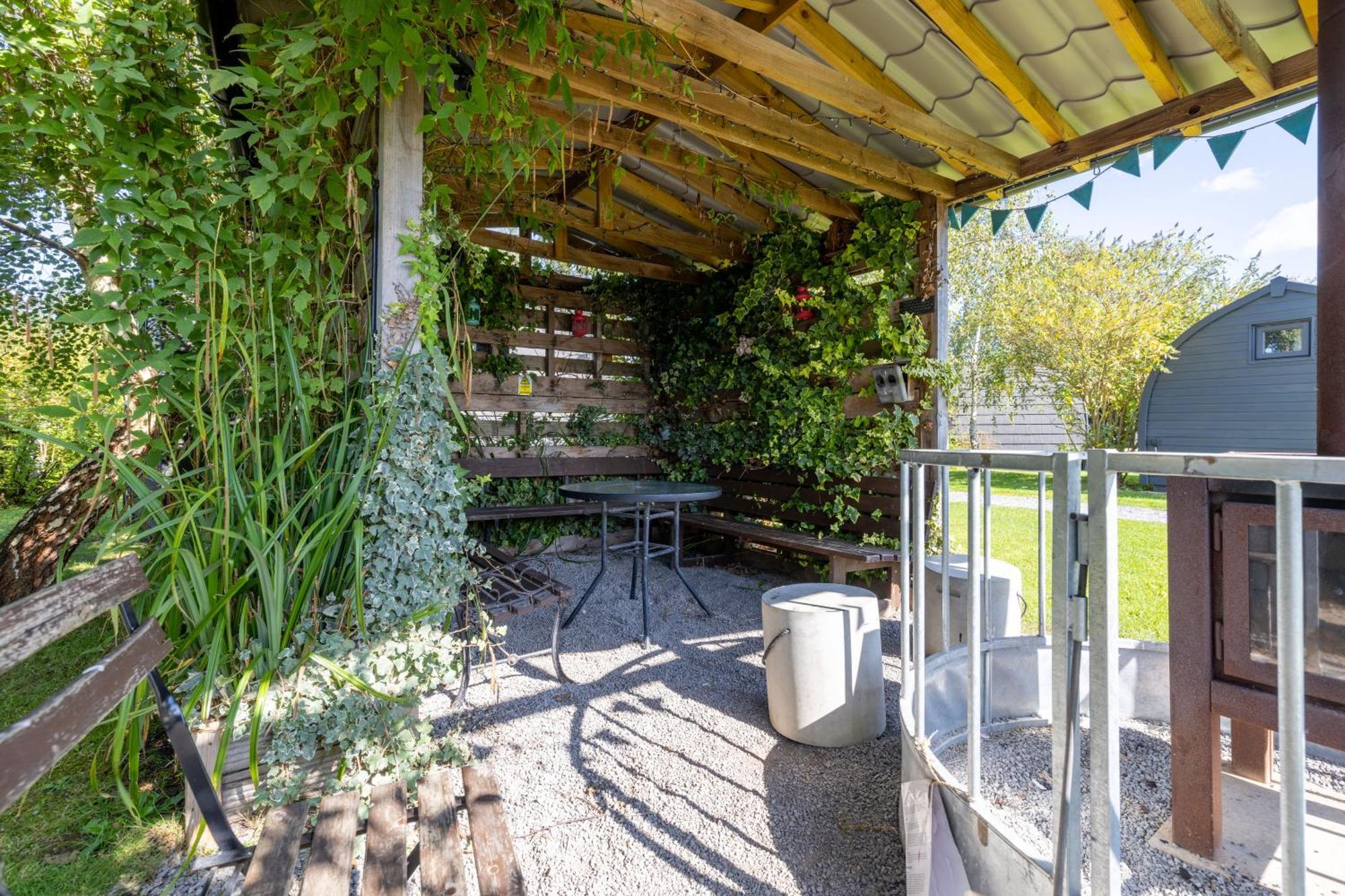 The Little Hide - Adult Only Camping Pods Wigginton  Eksteriør bilde