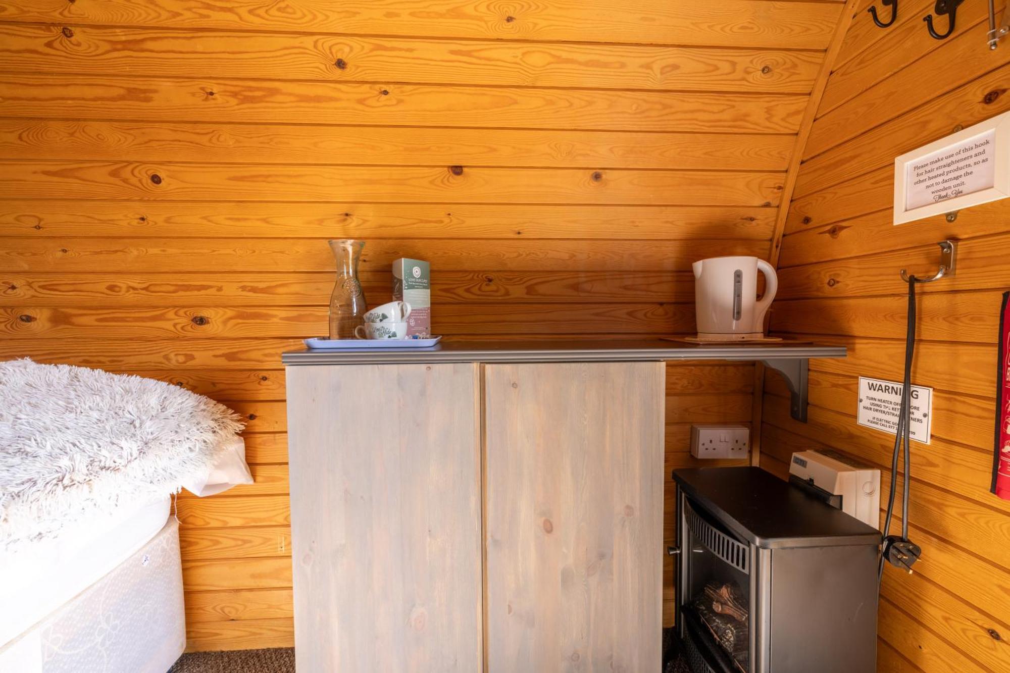 The Little Hide - Adult Only Camping Pods Wigginton  Eksteriør bilde