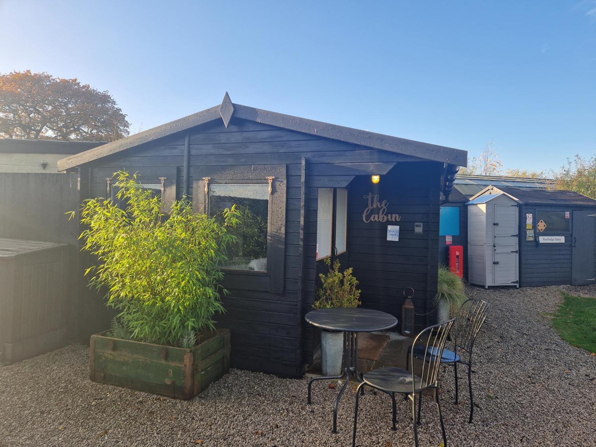 The Little Hide - Adult Only Camping Pods Wigginton  Eksteriør bilde