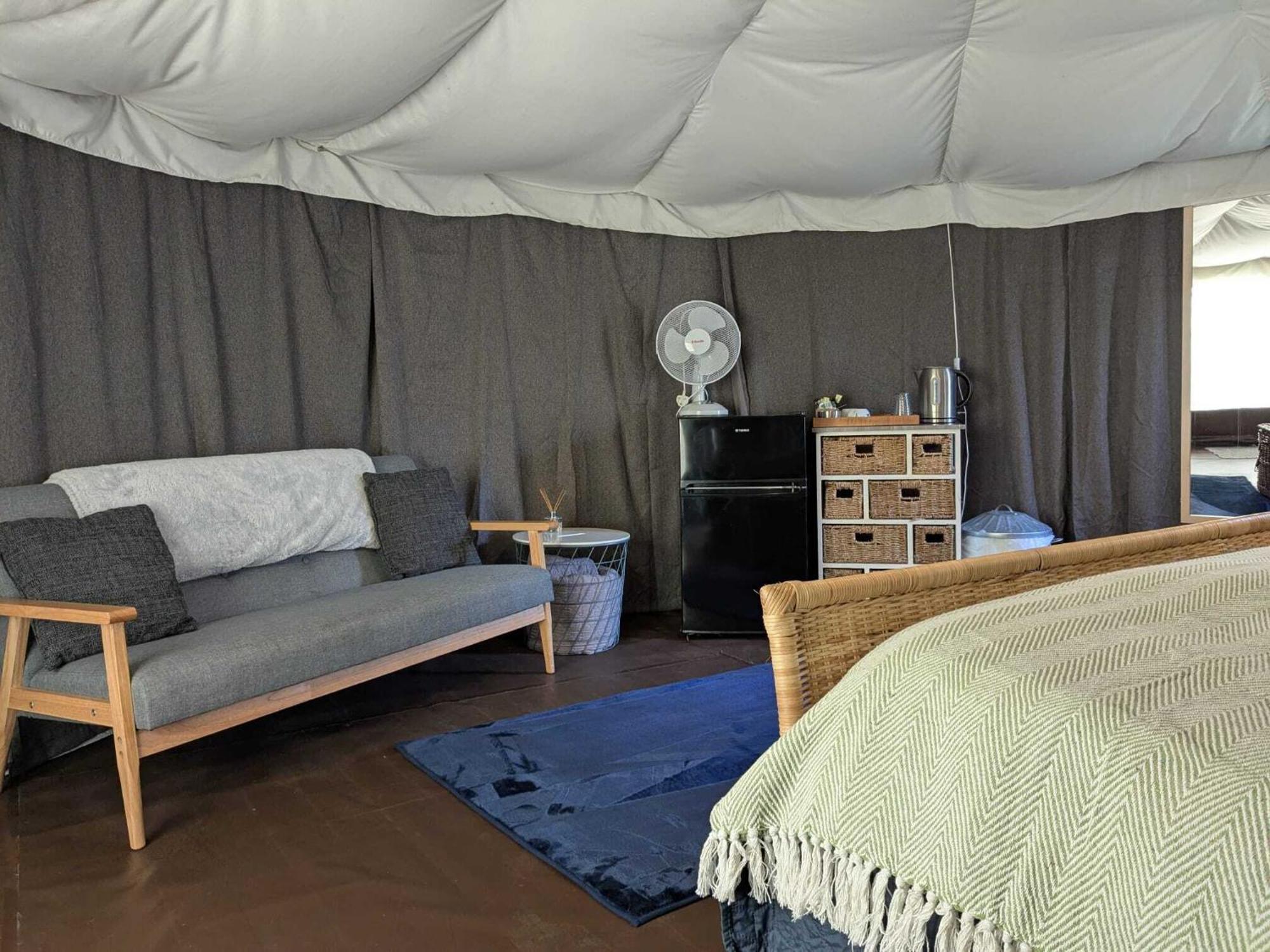 The Little Hide - Adult Only Camping Pods Wigginton  Rom bilde